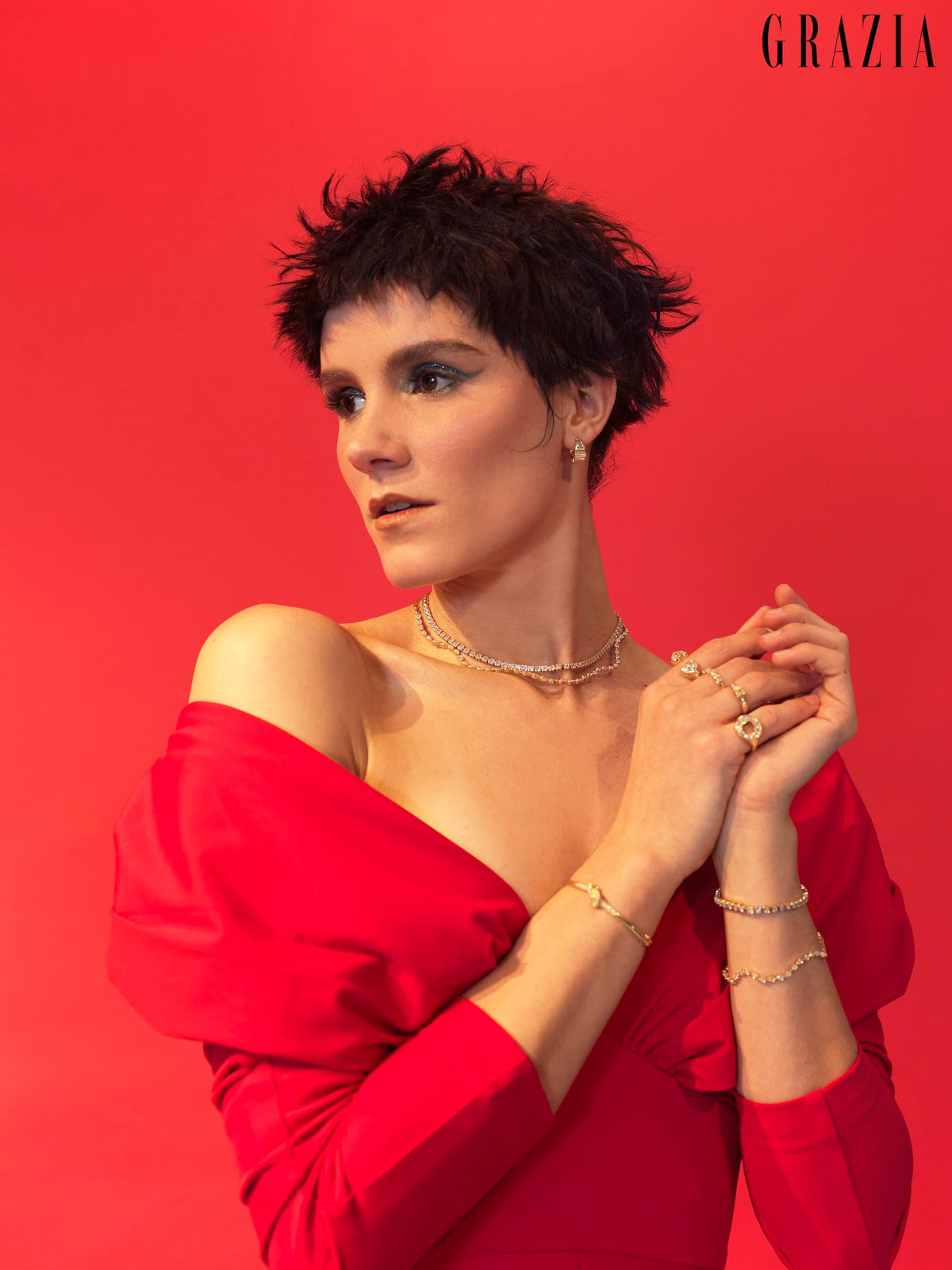 Model is wearing the Promise Me Nothing Top in Rosso