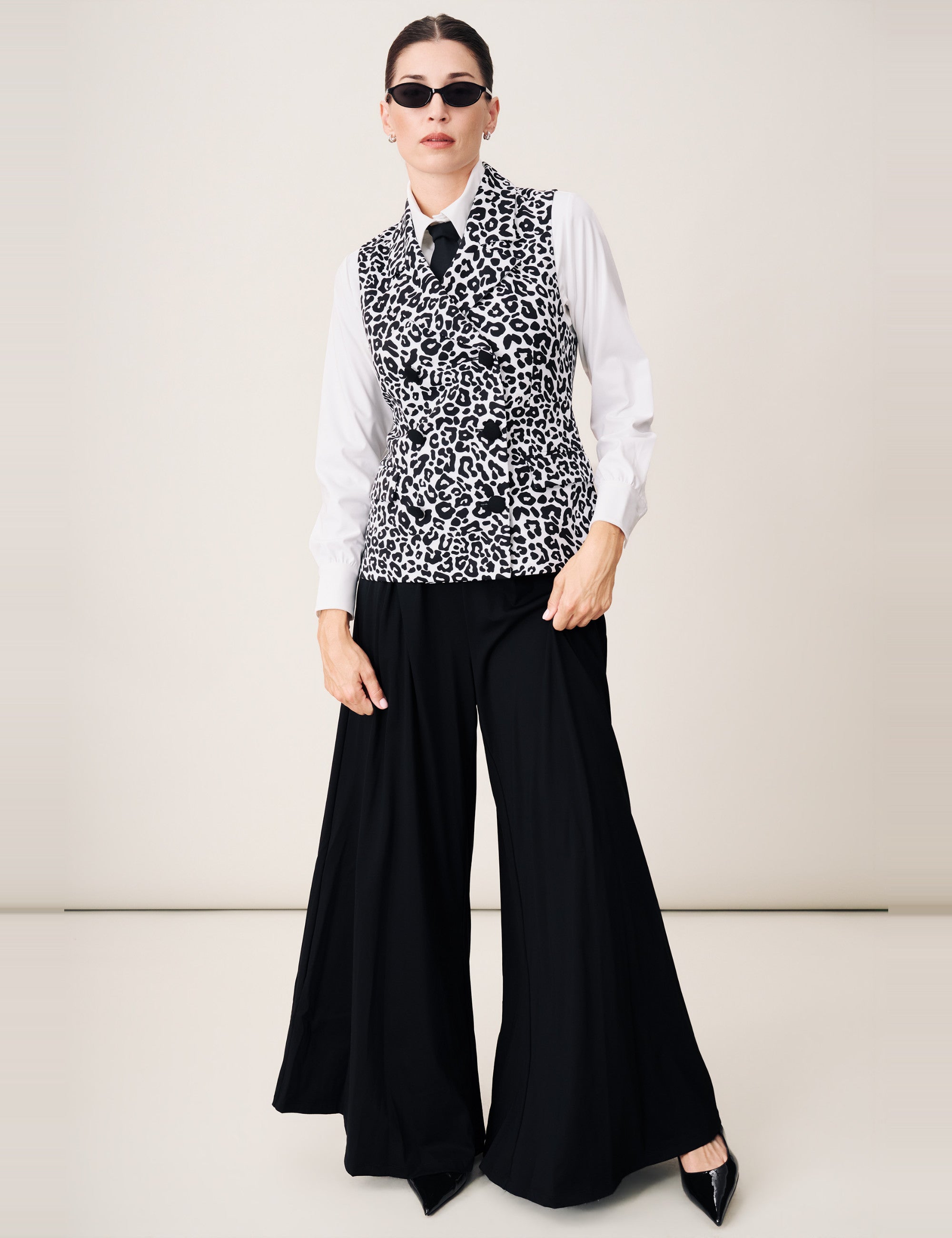 Seeing Double Set Spotted Twice Vest Blanc Top Signature Pant
